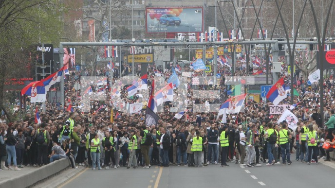 Protesti nisu uzrok pada